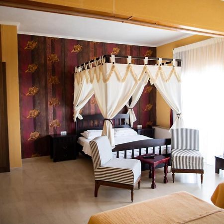 Fanari Hotel ภายนอก รูปภาพ