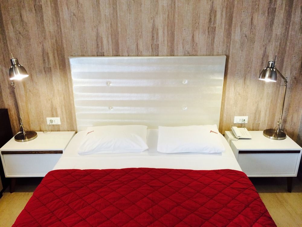 Fanari Hotel ภายนอก รูปภาพ